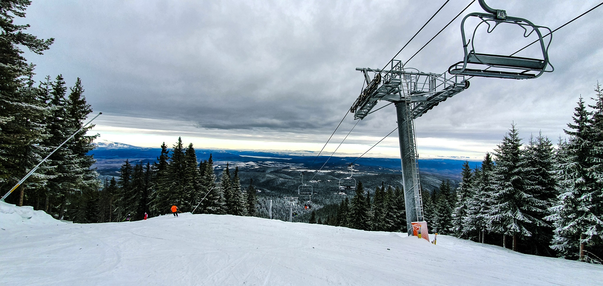 Skiing in Borovets